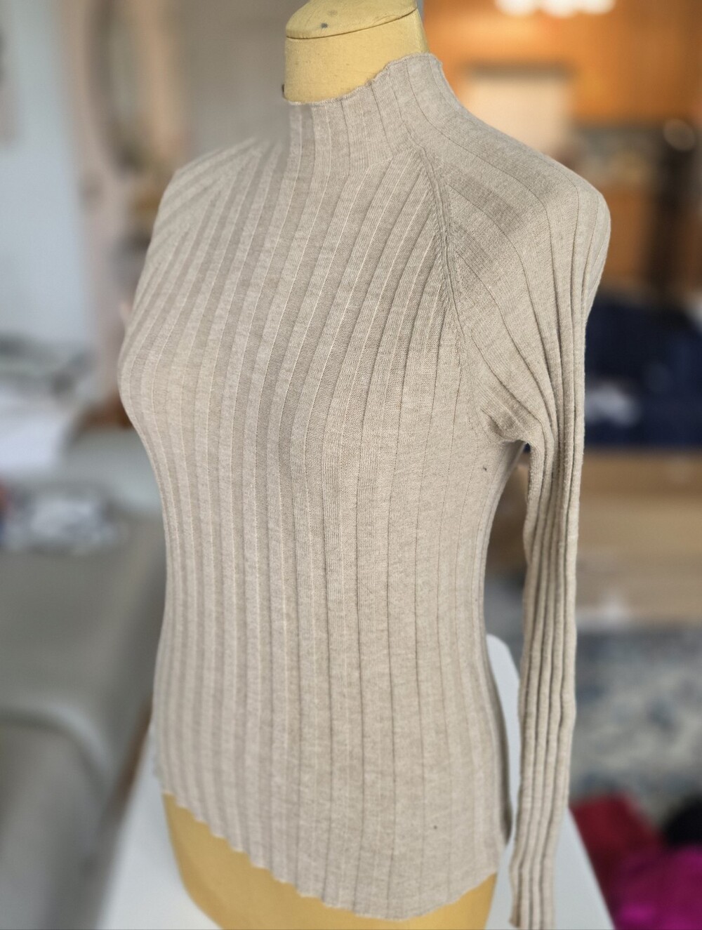 🍁❄️ Mango Ribbed Mock Neck Knit Sweater Beige Size S - Picture 4 of 6